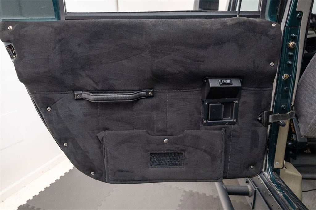 1996 Hummer H1 Hard Top