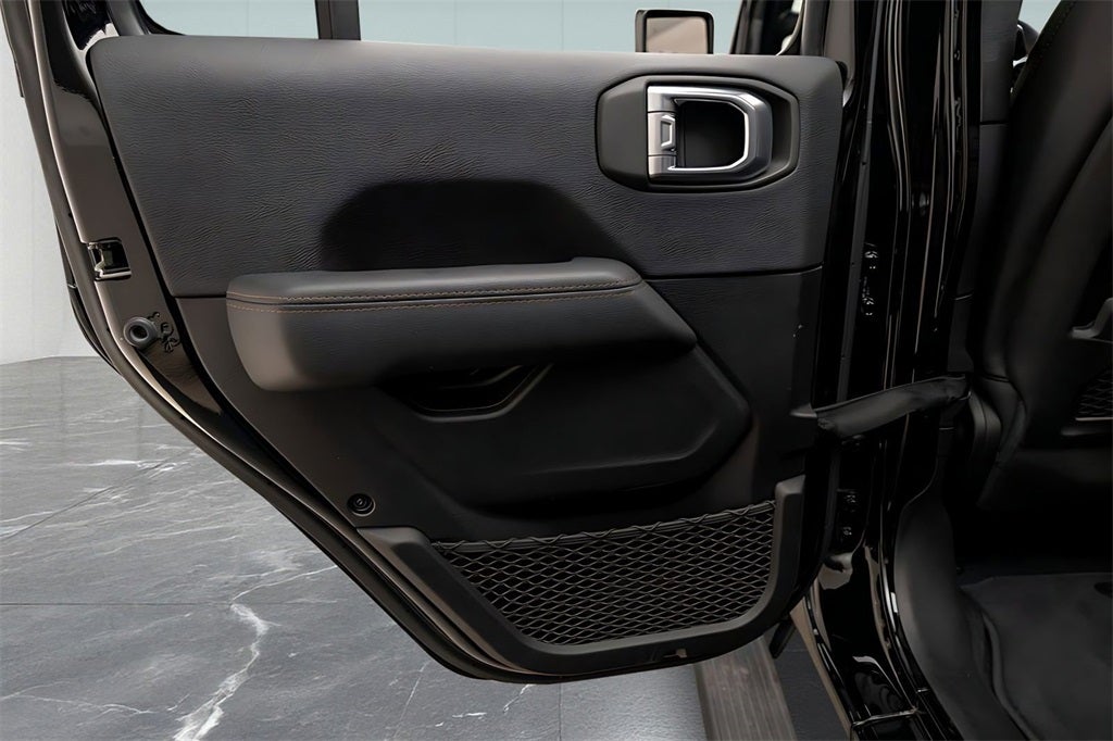 2022 Jeep Wrangler Unlimited Rubicon 392