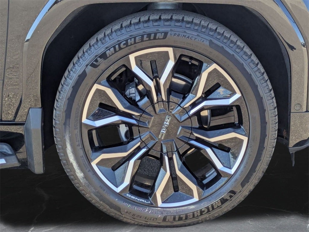 2025 GMC Sierra EV Denali Extended Range