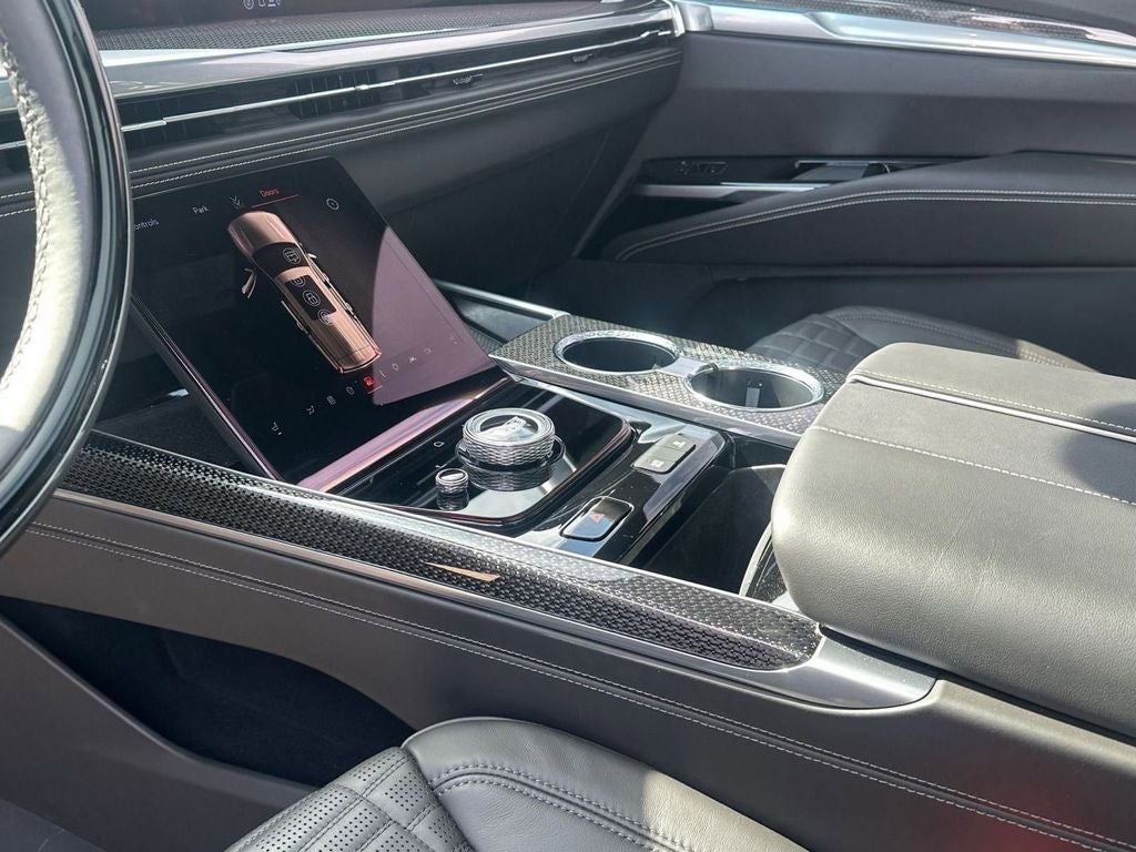 2025 Cadillac Escalade V-Series