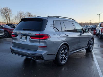 2025 BMW X7 M60i