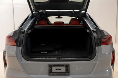 2025 BMW X6 M Base