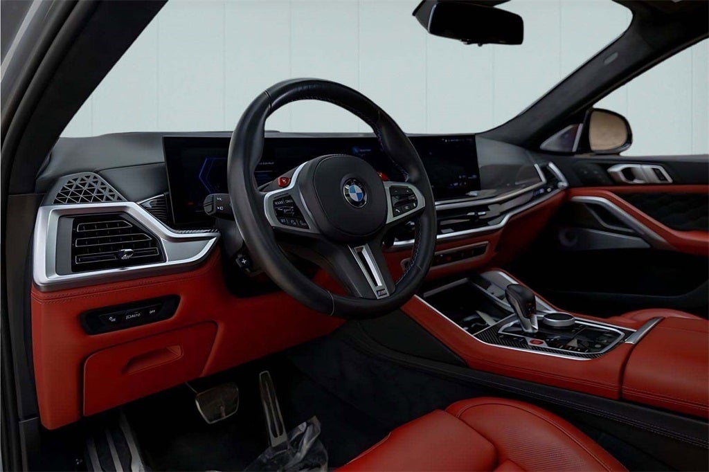 2025 BMW X6 M Base