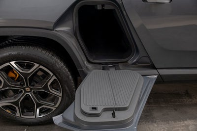 2022 Rivian R1T Adventure