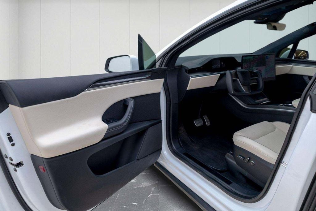 2023 Tesla Model X Plaid