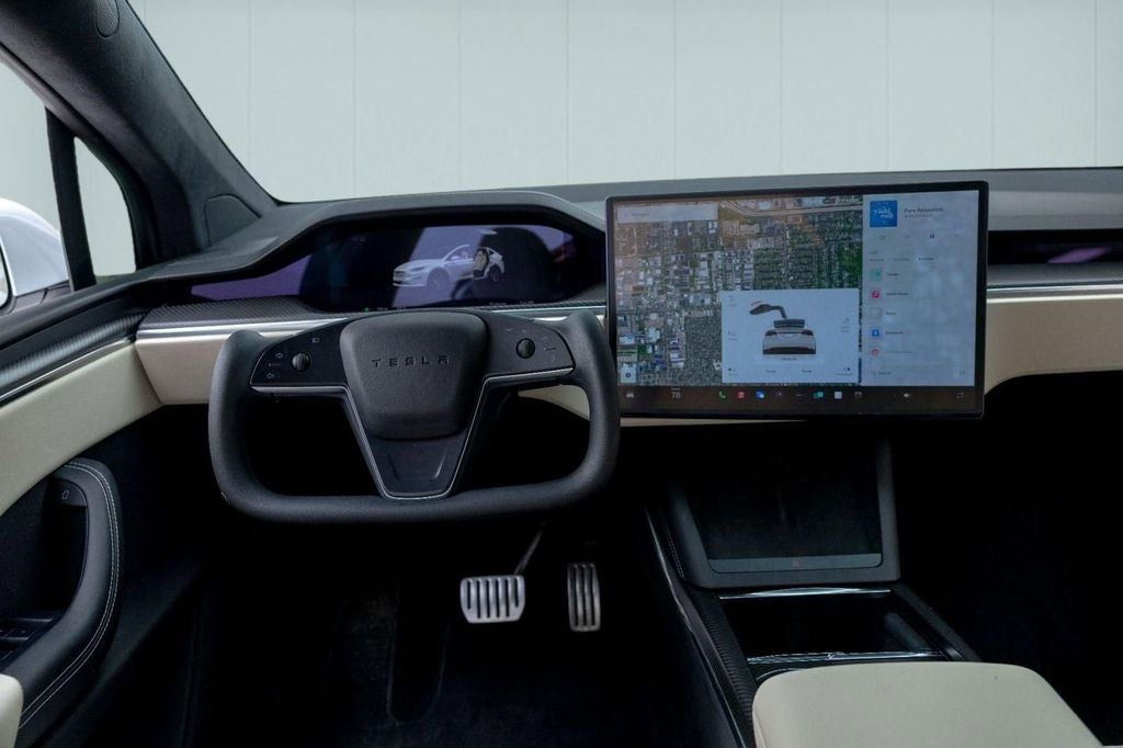 2023 Tesla Model X Plaid