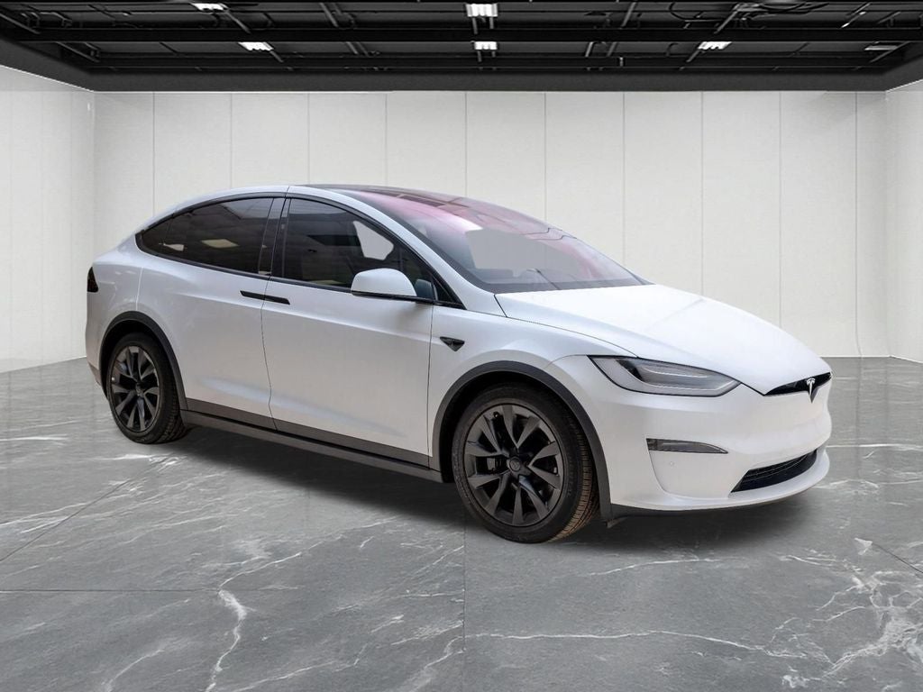 Used 2023 Tesla Model X Plaid with VIN 7SAXCBE69PF374135 for sale in Troy, MI