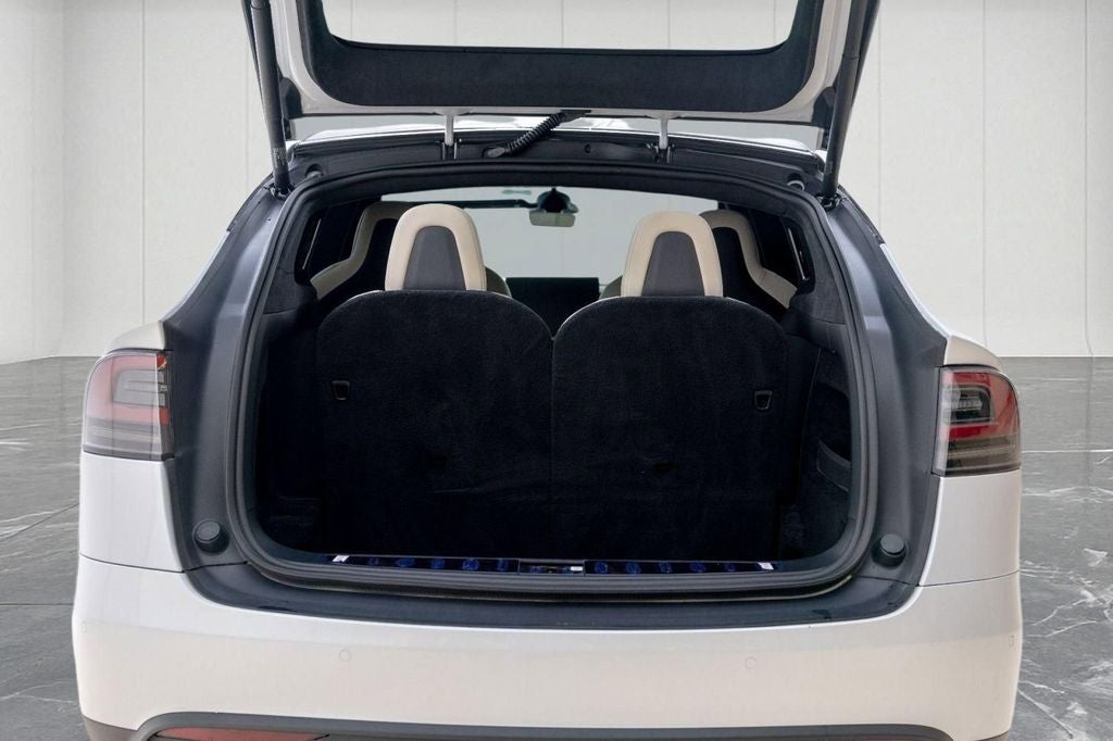 2023 Tesla Model X Plaid