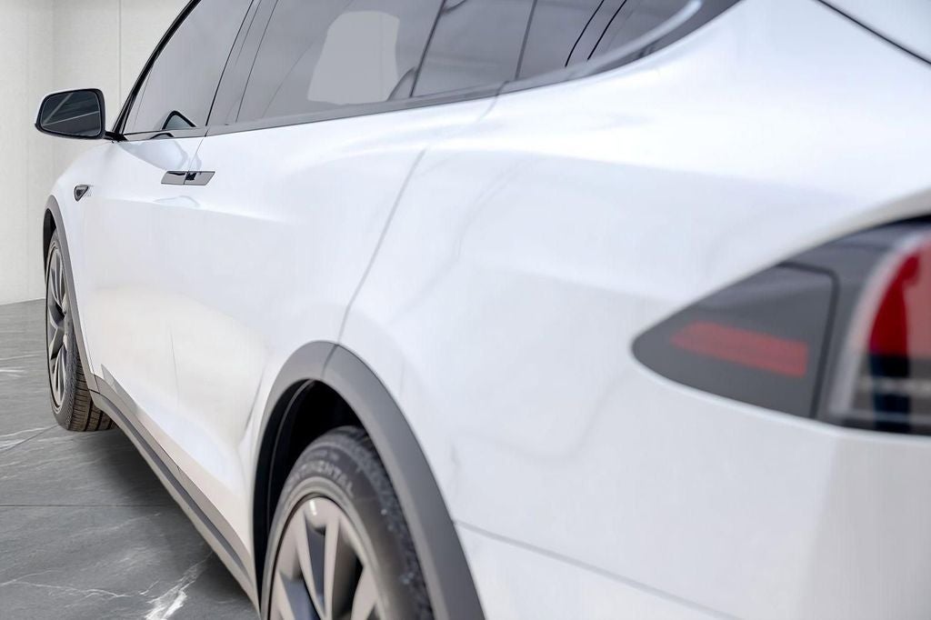 2023 Tesla Model X Plaid