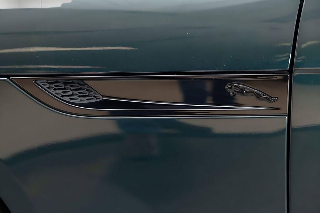 2024 Jaguar F-TYPE P575 R75