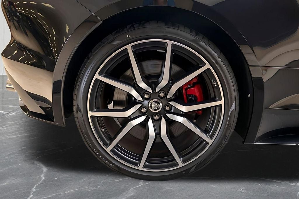 2024 Jaguar F-TYPE P575 R75