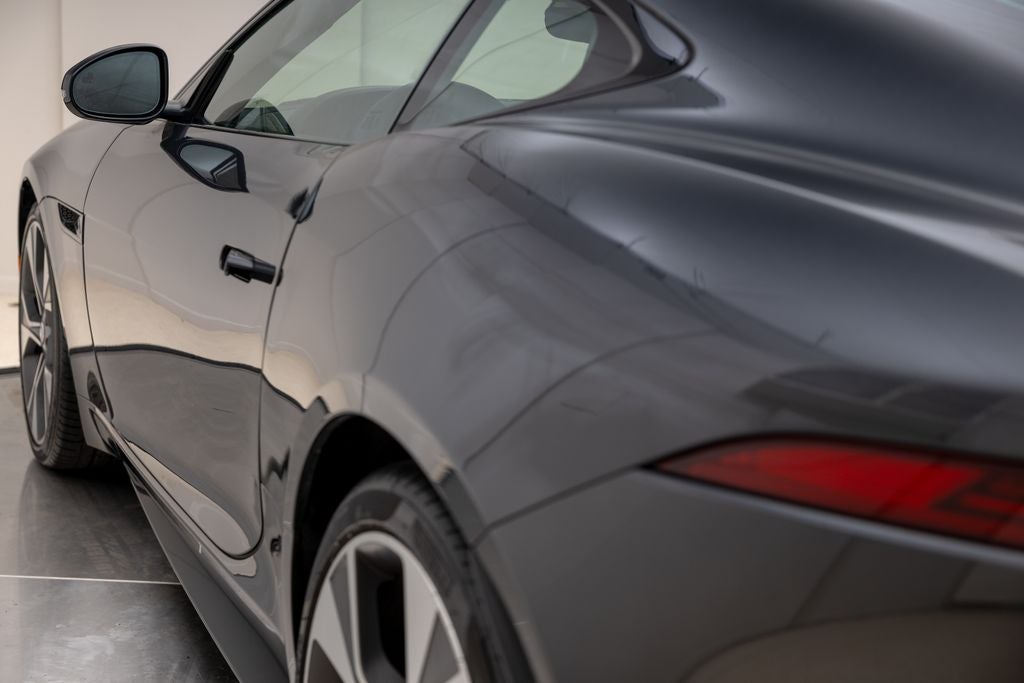 2024 Jaguar F-TYPE P450