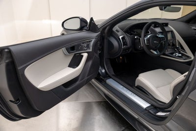 2024 Jaguar F-TYPE P450