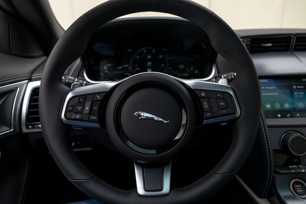 2024 Jaguar F-TYPE P450