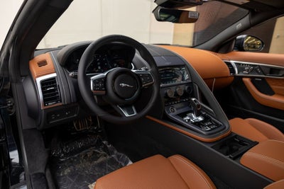 2024 Jaguar F-TYPE P450