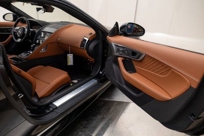 2024 Jaguar F-TYPE P450