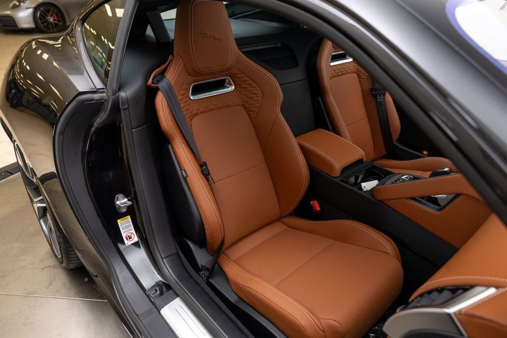 2024 Jaguar F-TYPE P450