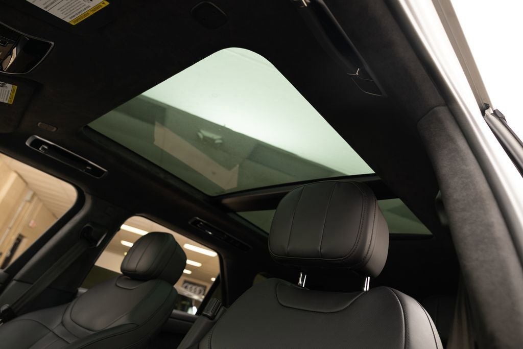 2024 Land Rover Range Rover Sport Plug-in Hybrid Autobiography