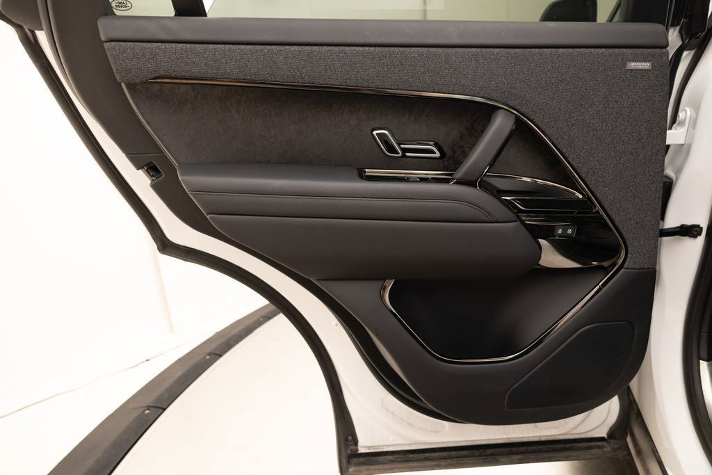 2024 Land Rover Range Rover Sport Plug-in Hybrid Autobiography