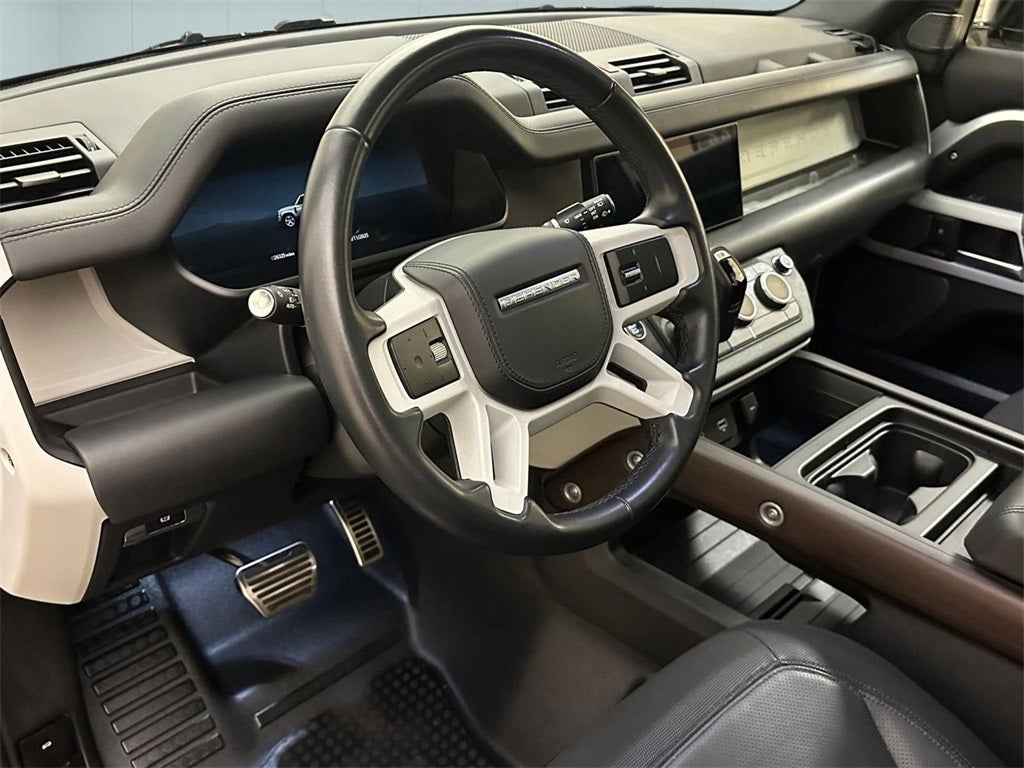 2023 Land Rover Defender 110 X-Dynamic SE