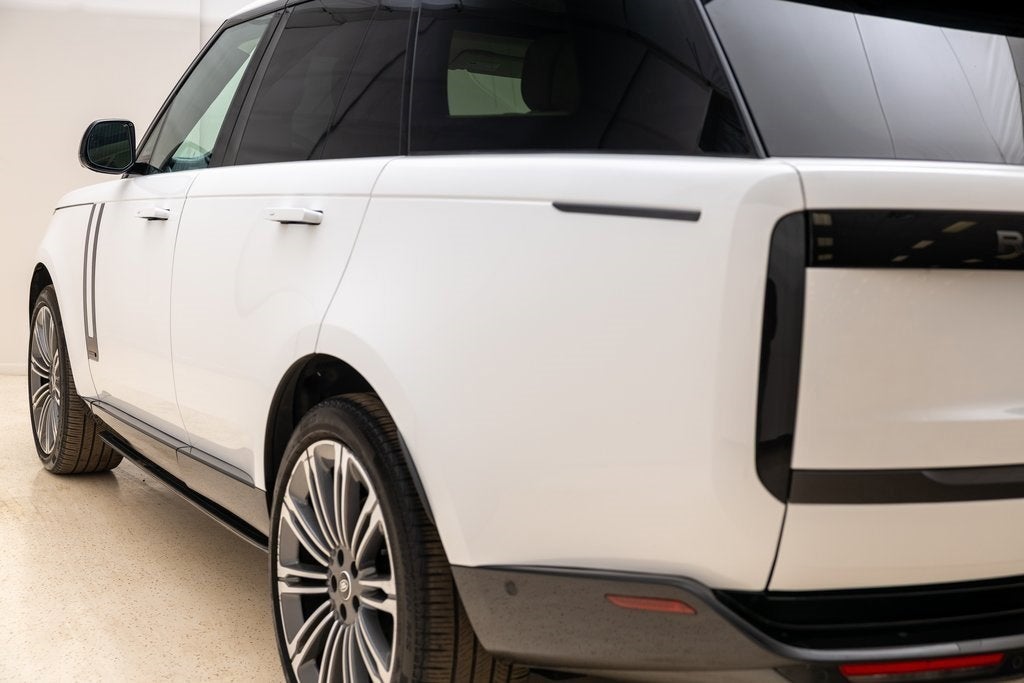 2025 Land Rover Range Rover Autobiography