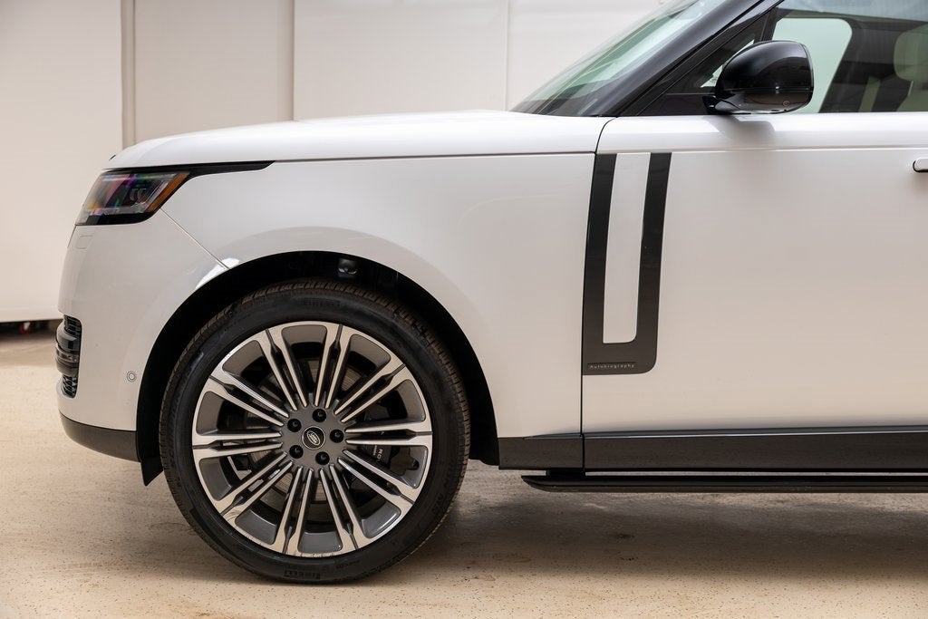 2025 Land Rover Range Rover Autobiography