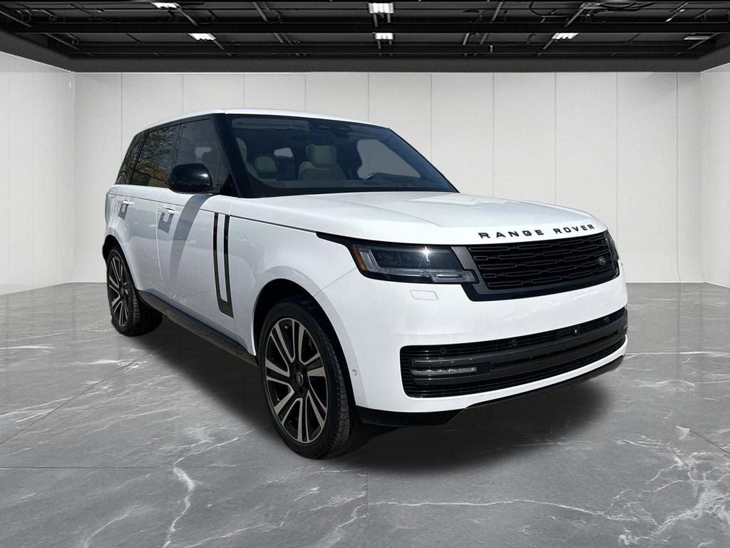 2023 Land Rover Range Rover SE