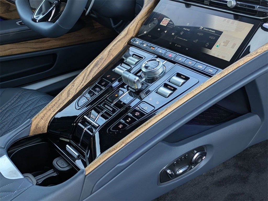 2026 Aston Martin DB12 Volante