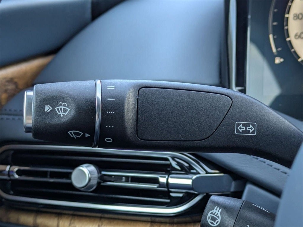 2026 Aston Martin DB12 Volante