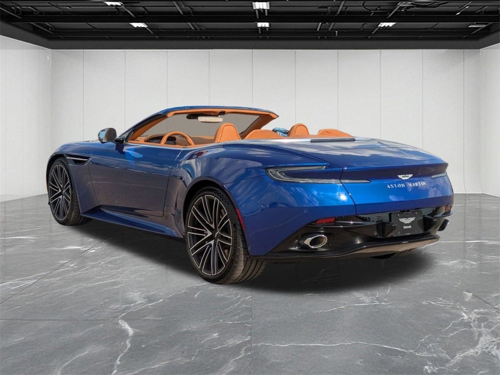 2025 Aston Martin DB12 Volante
