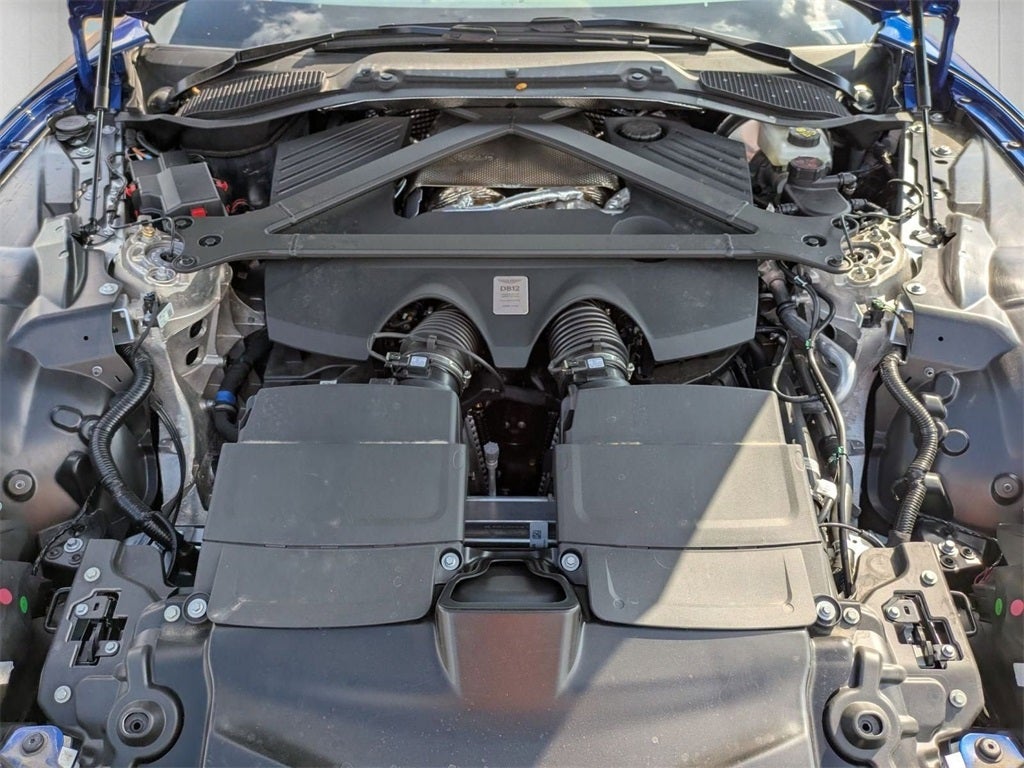 2025 Aston Martin DB12 Volante