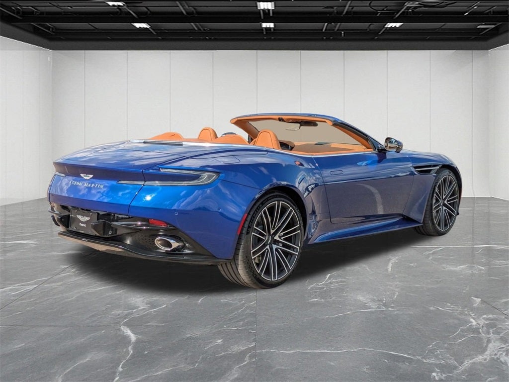 2025 Aston Martin DB12 Volante