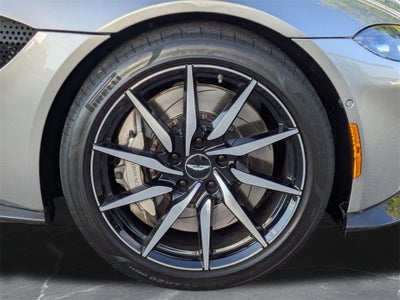 2019 Aston Martin Vantage Base