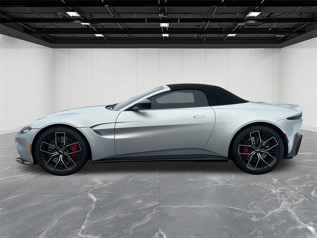 2022 Aston Martin Vantage Base