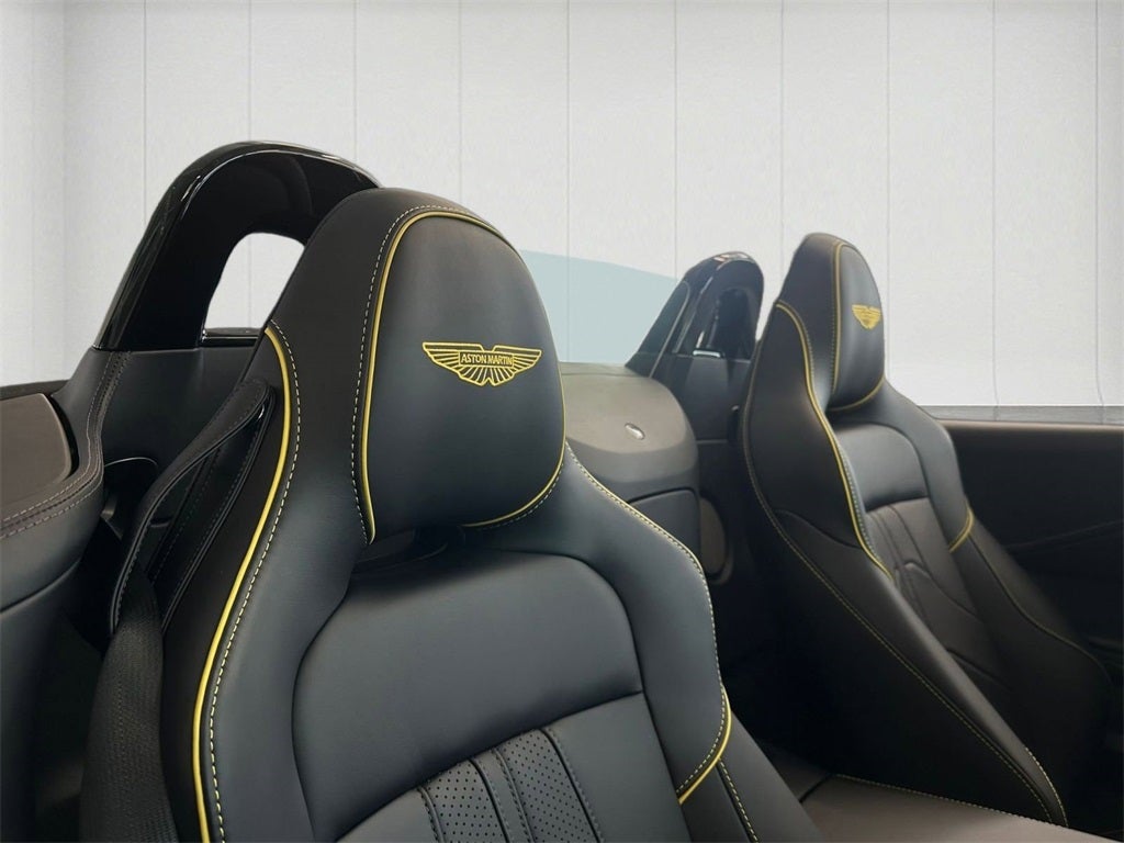 2026 Aston Martin Vantage Roadster