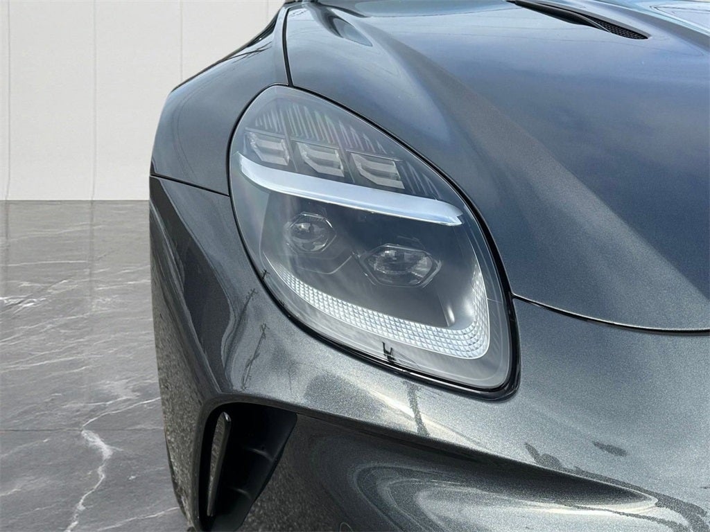 2026 Aston Martin Vantage Base