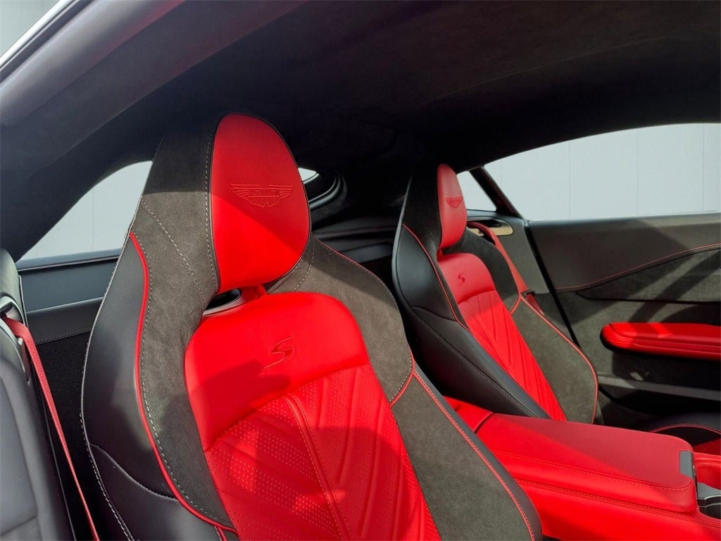 2026 Aston Martin Vantage Base