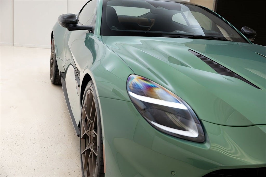 2025 Aston Martin Vanquish V12