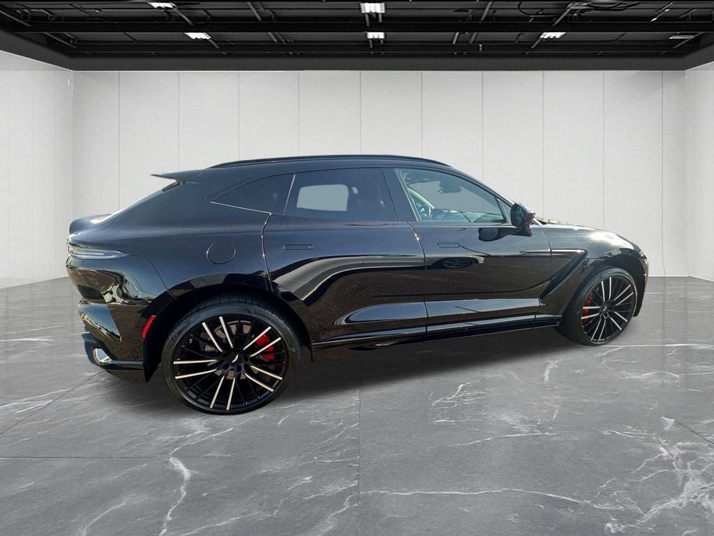 2023 Aston Martin DBX 707