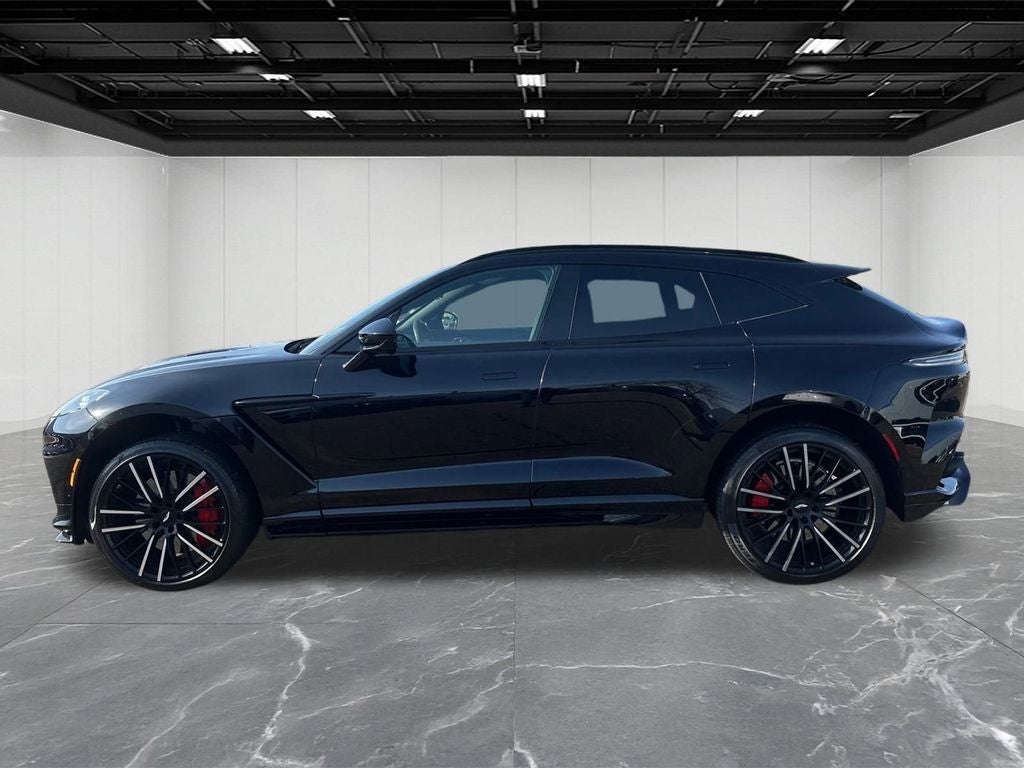2023 Aston Martin DBX 707