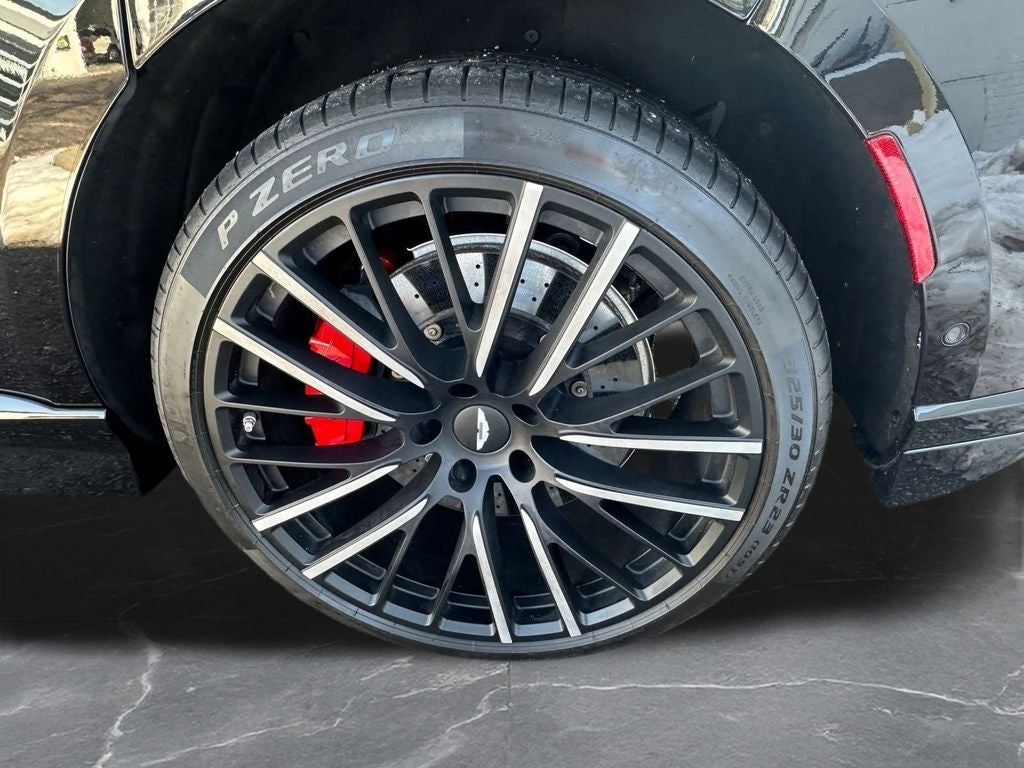 2023 Aston Martin DBX 707