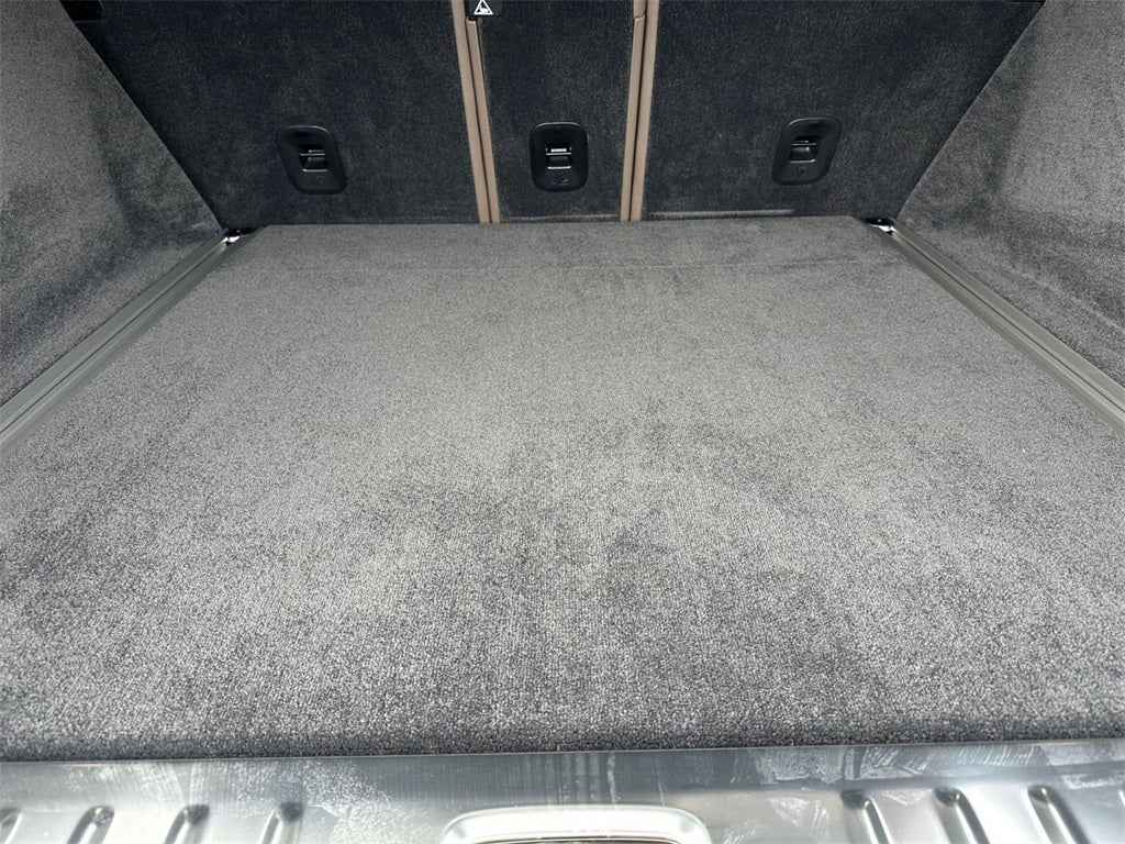 2026 Aston Martin DBX 707