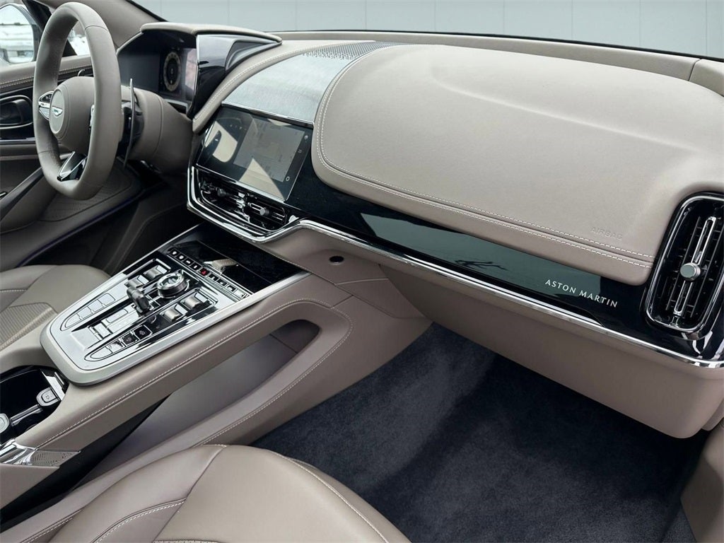 2026 Aston Martin DBX 707