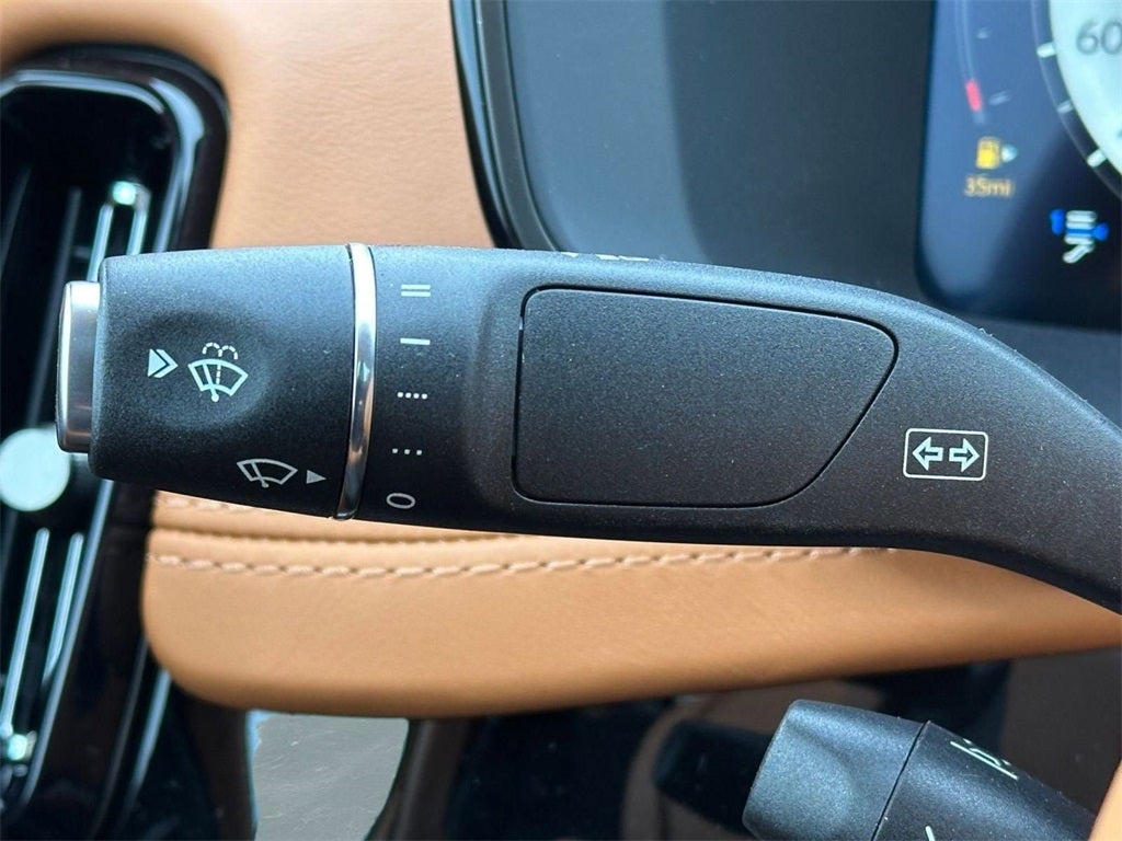 2026 Aston Martin DBX 707