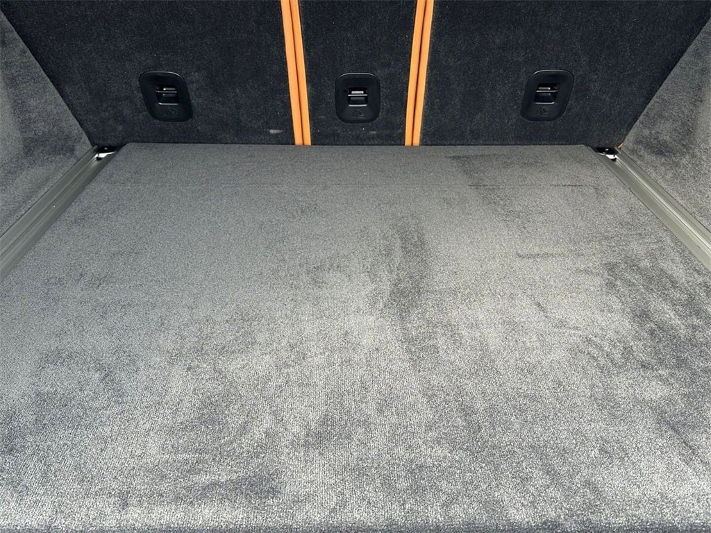 2026 Aston Martin DBX 707