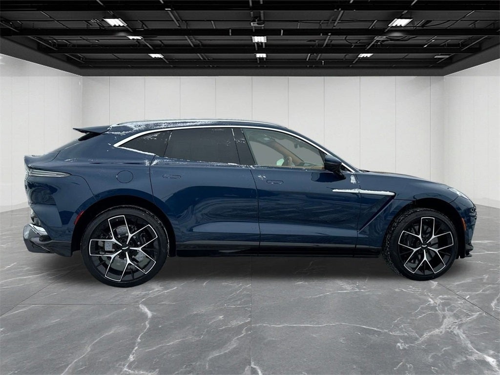 2026 Aston Martin DBX 707