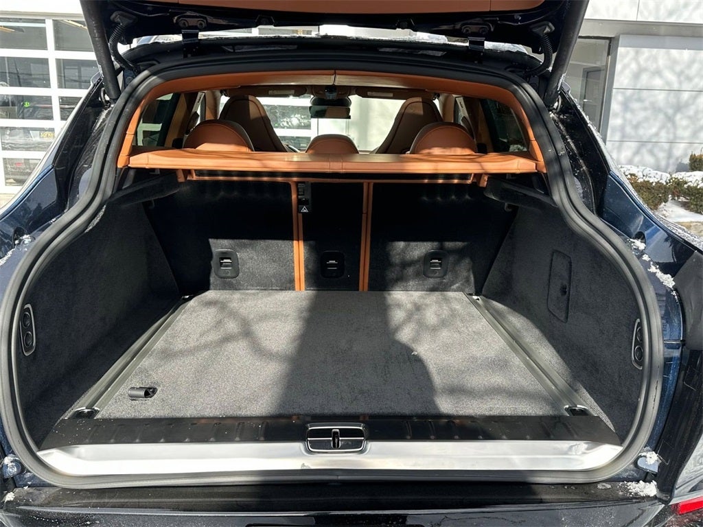 2026 Aston Martin DBX 707