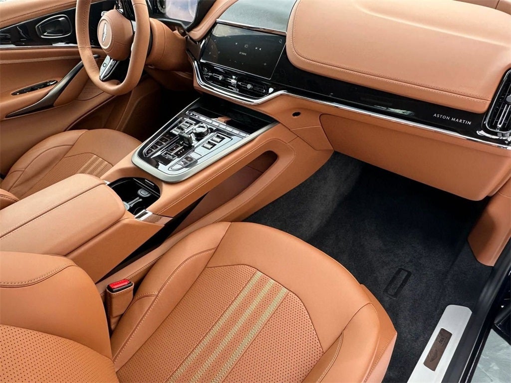 2026 Aston Martin DBX 707