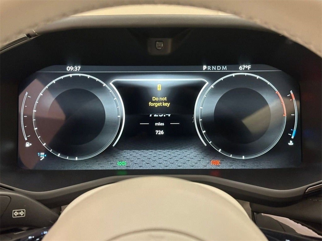 2025 Aston Martin DBX 707