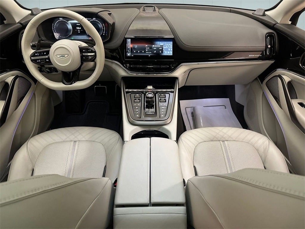 2025 Aston Martin DBX 707